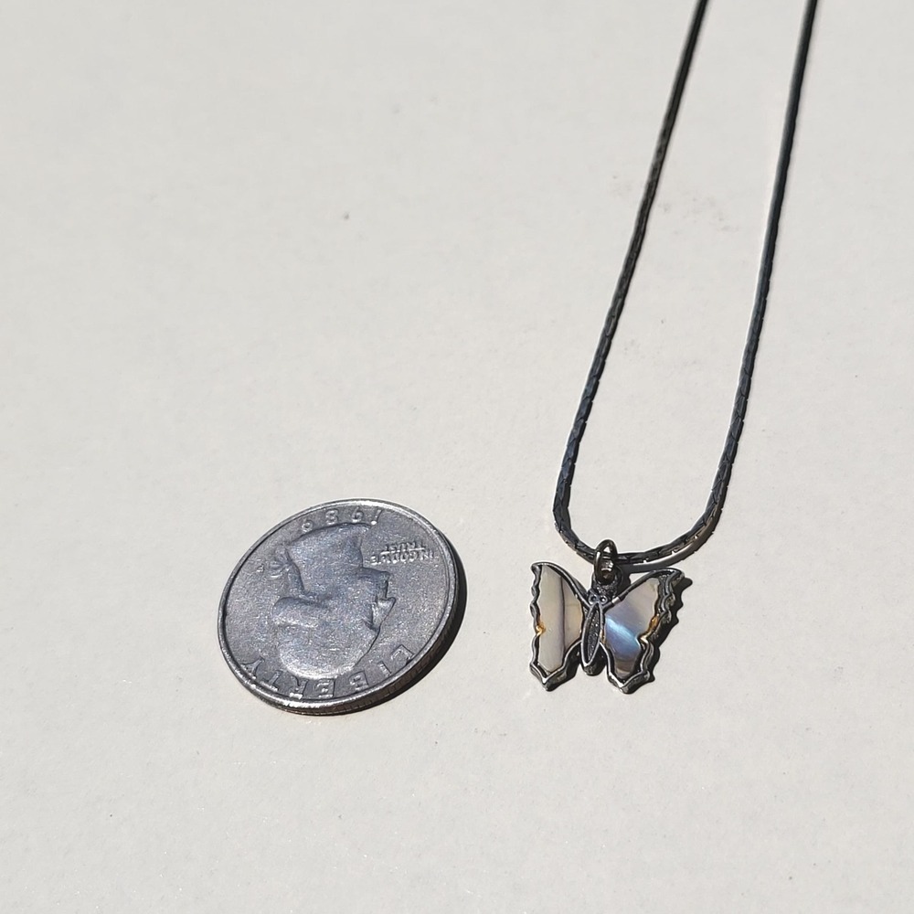 Vintage Butterfly Pendant Necklace Liquid Sterling Silver Mother of Pearl Inlay - Picture 3 of 5